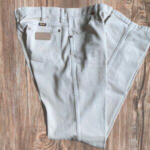 Brand new Wranglers in W32/L34